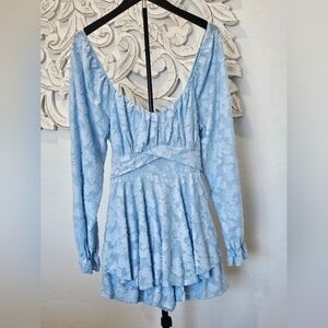 NWT Chic Light Blue Floral Lace Long Sleeve Romper. Shorts for Comfort! Sz Large